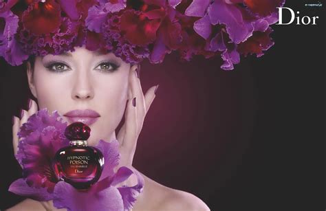 monica bellucci i reklame perfumy ysl|Carla! Linda! Monica! The 50.